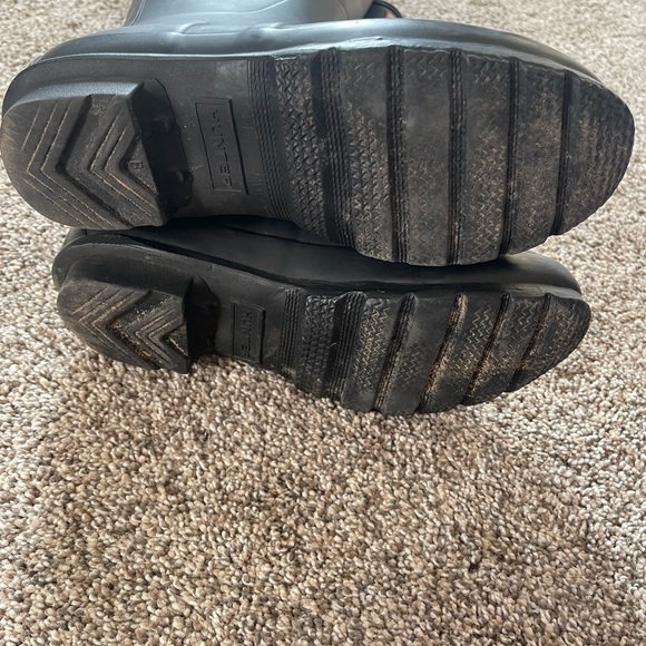 Womens hunter rain boots black matte size 7 - Picture 3 of 4